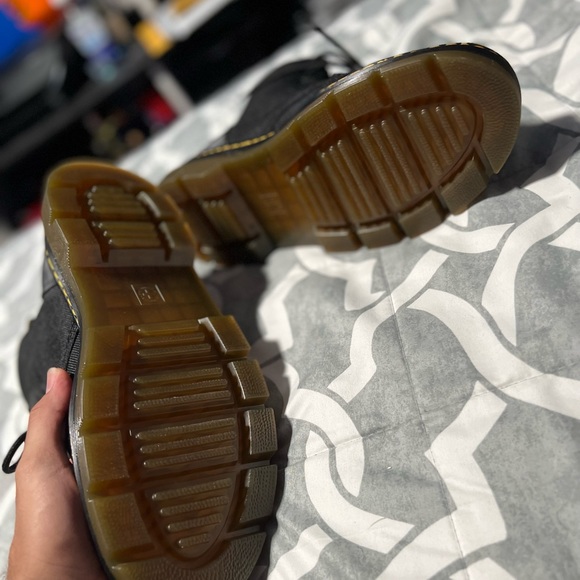 Dr Martins Combat like new - Picture 2 of 5